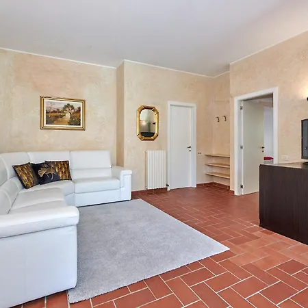 Rainer - Front Apartmán Bardolino