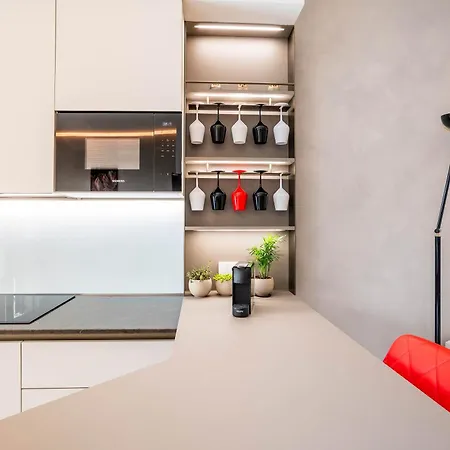 Rainer - Front Apartament