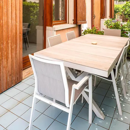 Apartament Rainer - Front *