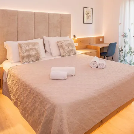 Appartement Rainer - Front *